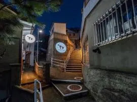 Nagasaki no Wagaya2 Traditional Japanese House 坂道の古民家