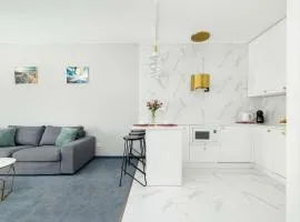 Elegant Apartment LET'S SEA 55 in Gąski with Sea View, Sauna & Pool and Parking by Noclegi Renters