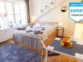Old Town Square Apartment