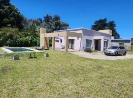 Las Golondrinas, Hotel in Veinticinco de Mayo