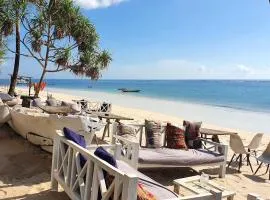 Bahari Dhow Beach Villas