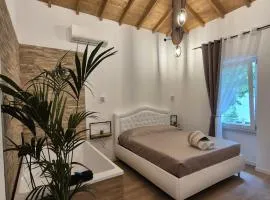 Lovely Suite, Villa Joy Verona , Luxury Romantic Suite with Jacuzzi, City Center