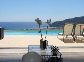 Fabulous Italian villa with panoramic sea view