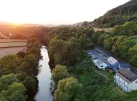 Roadhouse Llanwenarth