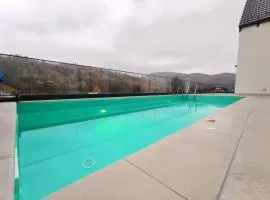 JAD Emirage Luxury Villa Infinity Pool and Spa