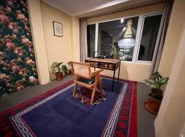 Big Traditional Room with Boudha Stupa View