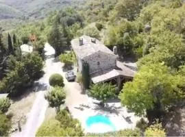 Maison 6p, 3ch, piscine chauffée, rivière, randonnée, proche VALLON Pt d'Arc