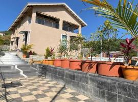 BFMS Villa, Royal Purandar, hotel v destinaci Purandhar