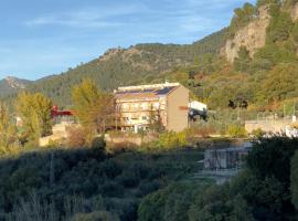 Hotel San Julian, hotel in Burunchel