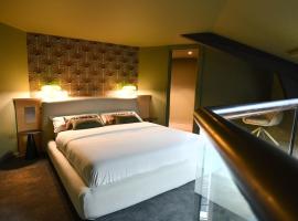 La SUITE appart 'hôtel & restaurant Le DÔME, hotel a Roanne