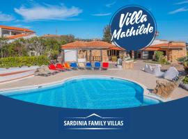 Sardinia Family Villas - Villa Mathilde with private pool, hotel in Arzachena