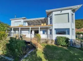 Living Lagoon Two Apartments