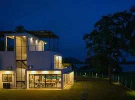 Lakeside Retreat Eco Luxury Villa with Private Pool in Kurunegala