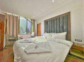 Hotel Hills Heaven, Hotel in Pahalgām