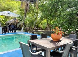 Siboney family, hôtel à Honda