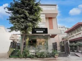 Townhouse Millenium City Centre