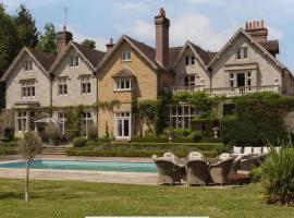 Luxury Manor House Nr Brighton Pool HotTub Cinema, hotel a Bolney