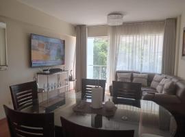 Cozy Nice Apartment Miraflores, hotel en Lima