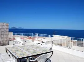 Loft family beach canneto beach