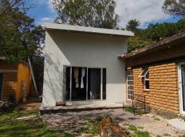 Bungalow meztitla, khách sạn ở Tepoztlán