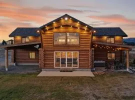 Stone Skipper - Waterfront, 18 Guests, Hot Tub