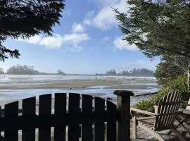 Chesterman on the Point - Beachfront