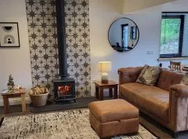 3 Bed House - Sea Views Balcony Parking Pets