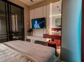 Apartments Akash - Elegant Space U-Tower NRG