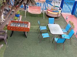 Encanto azul Jardín, Parrilla y juegos, hotel i Santa Rosa