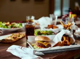 Holiday Inn & Suites Commerce City - Denver Airport by IHG