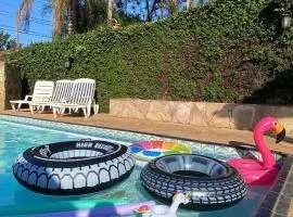 Sitio em Aracariguama com Piscina e Churrasqueira