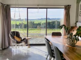 Whangarei में, होटल Spacious Valley Views Near City & Coast