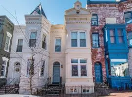 Premier 5BR Historic Victorian Townhouse