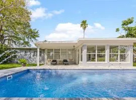 A Space aWAVE A Relaxing Coastal Getaway