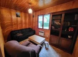 Chalet des étoiles au pied des montagnes