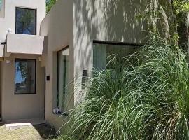 Casa XIII, hotel in Costa del Este