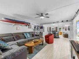 Beachy 2BR Adventure Pad 5-Min Walk to Waves