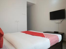 Hotel O RVC Hospitality Near Pune Airport, hotel a Kharadi