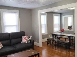 Apt 2 2nd Floor in the Heart of the City