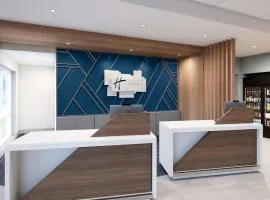 Holiday Inn Express & Suites Raleigh West - Lenovo Center by IHG