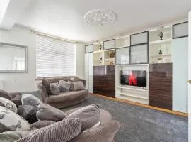 Entire Home in Leicester United Kingdom