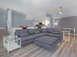 Be A Nomad - Calm Ocean Retreat Four