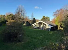 Inviting Summer House On Scenic Røsnæs