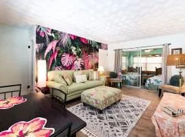 Tropical 1BR Oasis - Steps to Beach