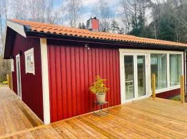 6 person holiday home in HENÅN
