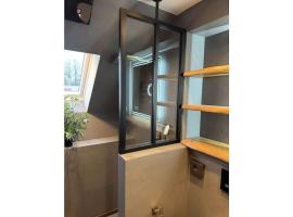 Luxury Suite for 8, hotel in Holten