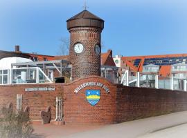 Holiday apartment in Juist with swimming pool，尤伊斯特的Villa