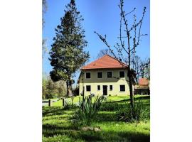 Holiday apartment with 3 bedrooms, ξενοδοχείο σε Furth im Wald