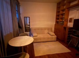 Mini loft with a small terrace en Condesa, hotel u gradu Meksiko Siti