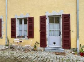 Charmant T2 Larressore - Parking Privé - WiFi Inclus - FR-1-495-156, hotel a Larressore